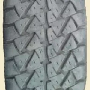 Шины GoodYear (США) 225/70 R16 всесезонные почти новые 2 шт.