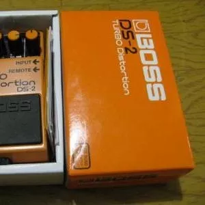 Дисторшн Boss DS-2