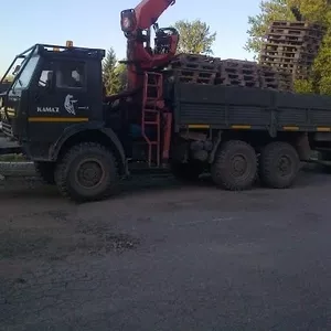 Перевозка грузов на полноприводном автомобиле с гидроманипулятором. Работаем без выходных! Доступные цены!