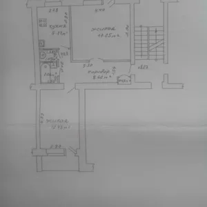 Продаю 2-ух клмнатную квартиру. 